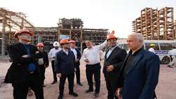 بازرس کل امور نفت سازمان بازرسی از پروژه‌های بزرگ نفتی و پالایشی جنوب کشور بازدید کرد/ بررسی میدانی موانع اجرایی، ارزیابی پیشرفت پروژه‌ها و ارائه راهکارهای لازم برای تسهیل در روند اجرا